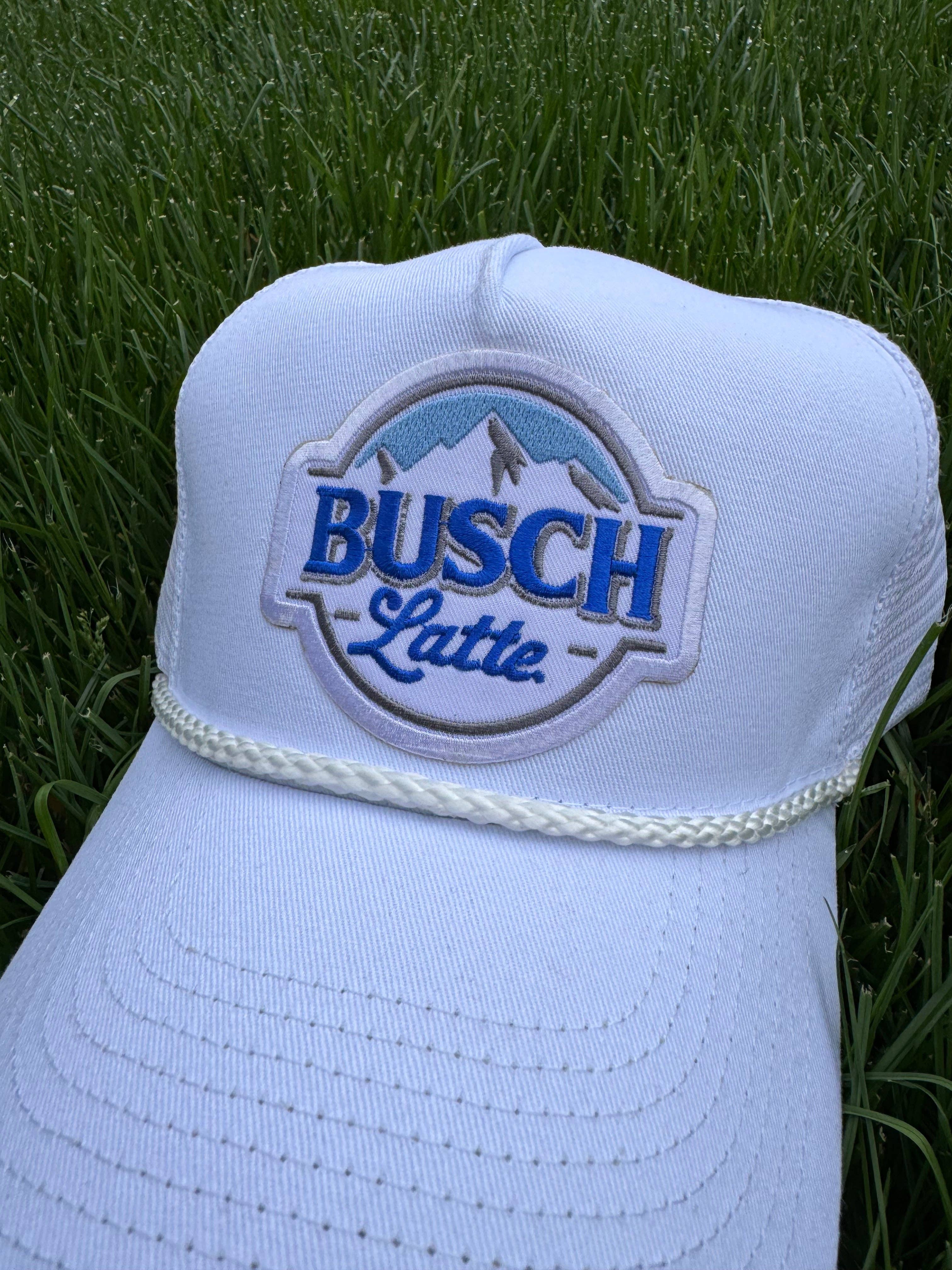 River Bent Hat Co. – Engroshandel Trucker hat - Unisex – Busch Latte Hvid Trucker3