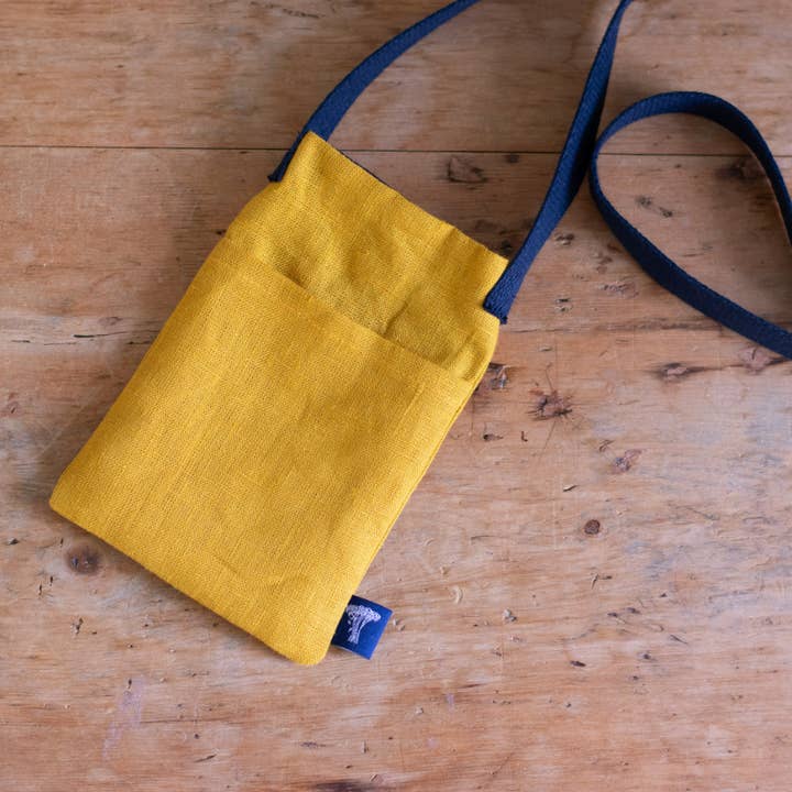 Helen Round - hand printed linen and bamboo wellness – wholesale Phone wallet – Unisex – Linen Phone bag3