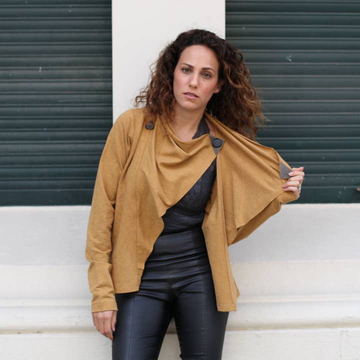 GAZUR - Vente Cardigan – femme - Cardigan pour femme en jaune moutarde3