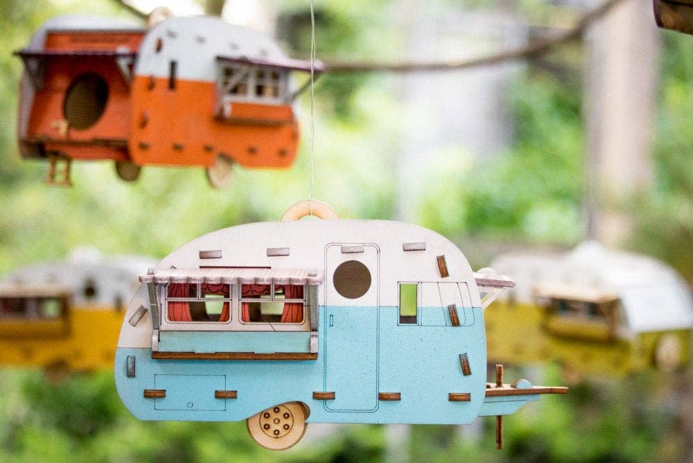 One Man One Garage - Wholesale Bird House - Vintage Camper Bird House Scale model playset you can build and use! Bring back the love of travel!