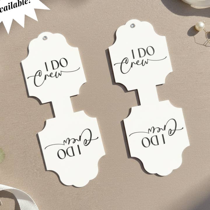 Étiquettes d'affichage de chouchous de mariée en gros Équipe de la mariée pour la vente par Whispering Petals Handmade