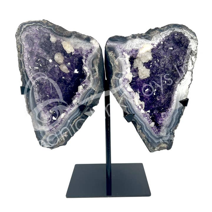 Oceanic Linkways Inc - Wholesale Decorative Tabletop Object - (KG)BUTTERFLY - AMETHYST EX WITH AGATE ON METAL STAND (PALL