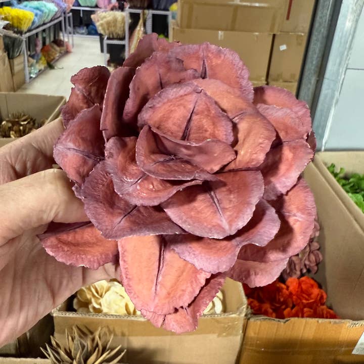 Natural Dried Handmade Flower for Rustic Home Decor Victoria for wholesale by Effiliving