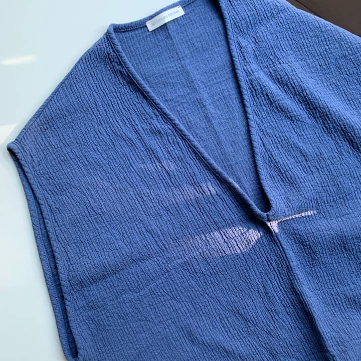 Chaleco December Easy Peasy azul marino para venta al por mayor de April Meets October