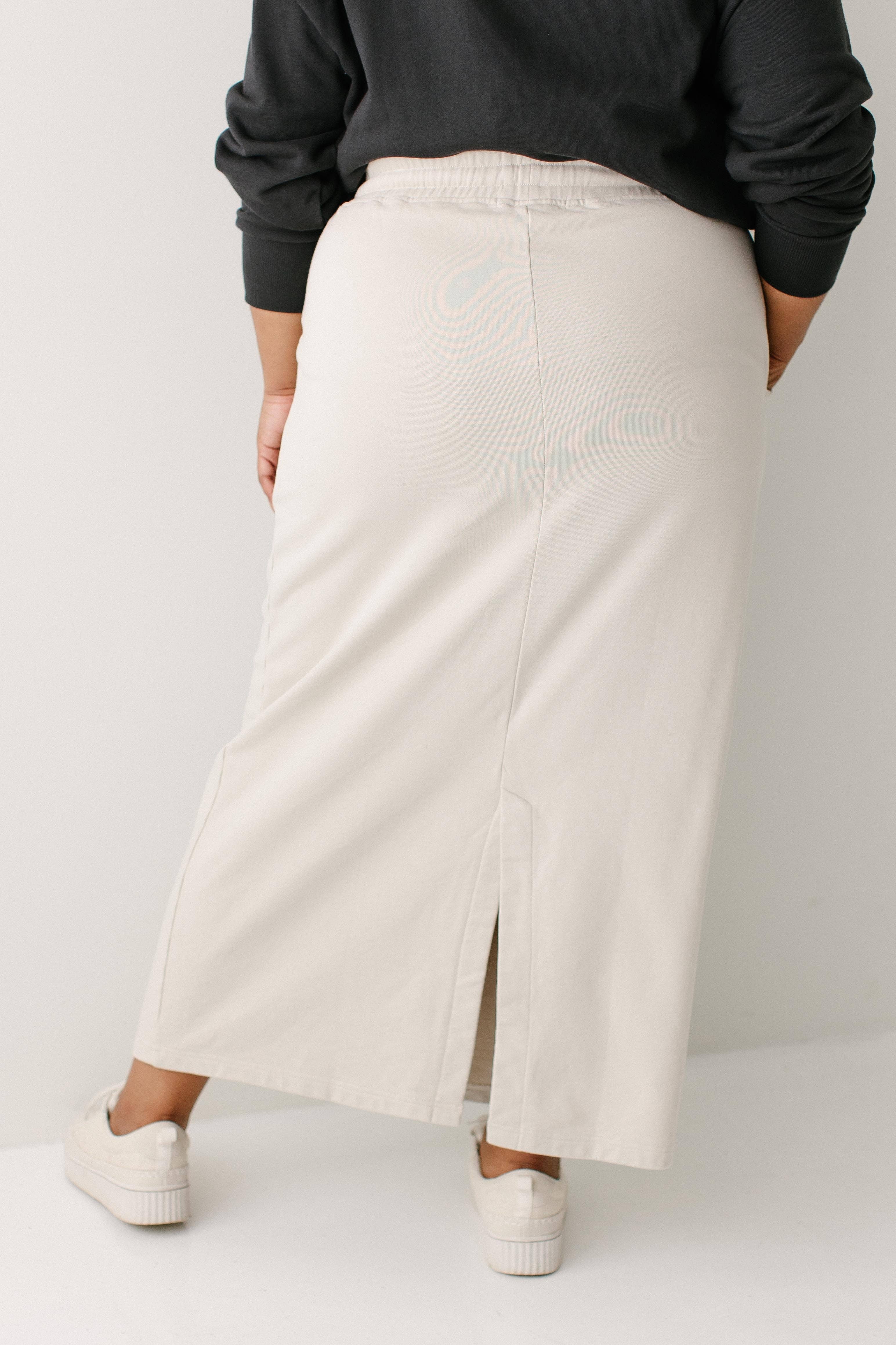 Bege claro Saia Sweatshirt 'Megan' Maxi para venda a revendedores na Faire9