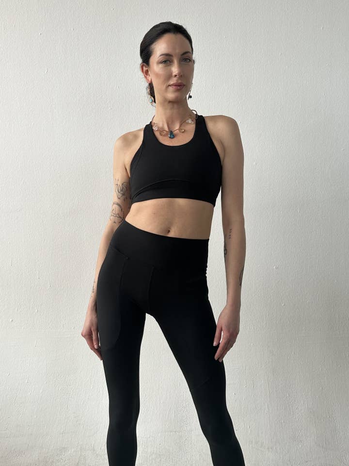 Elegant sort atletisk sæt for engroshandel hos Curvitude Boutique