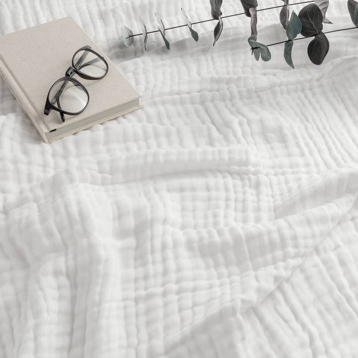 Comfy Cubs - Wholesale Bedding Blanket - Kids & Baby - Adult Muslin Cotton Blankets by Comfy Cubs