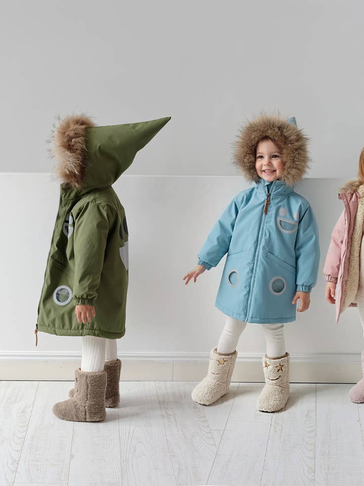 BOXBO - Wholesale Outerwear Vest - Kids - Warm Waterproof & Snowproof Kids' Winter Coat (Forest Green)2