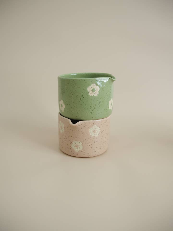 Matcha bowl (Sage/Cashew) for wholesale by Lilas Clayground
