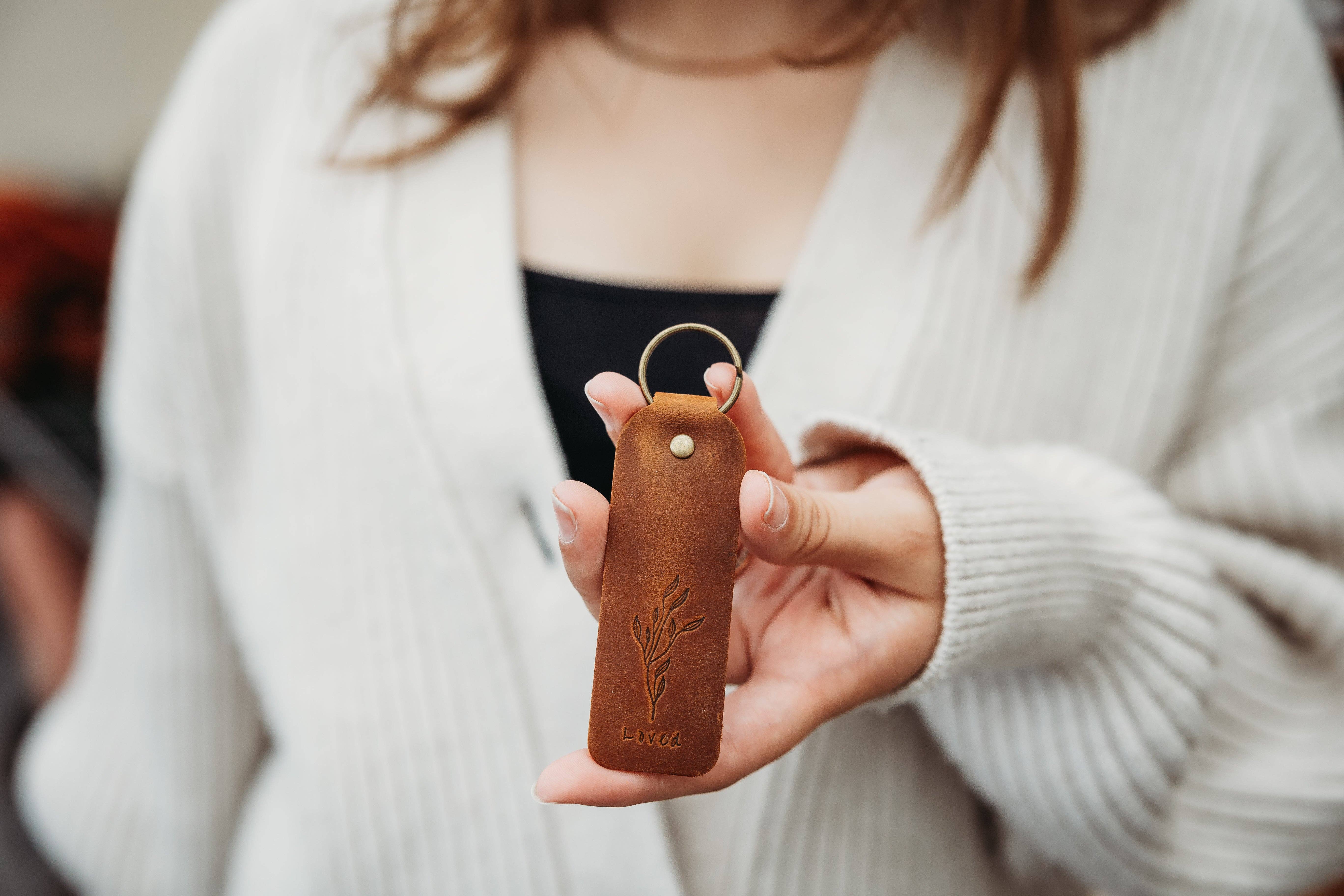 Lucas Ruth - Wholesale Keychain - Unisex - Floral Encouraging Leather Keyrings12