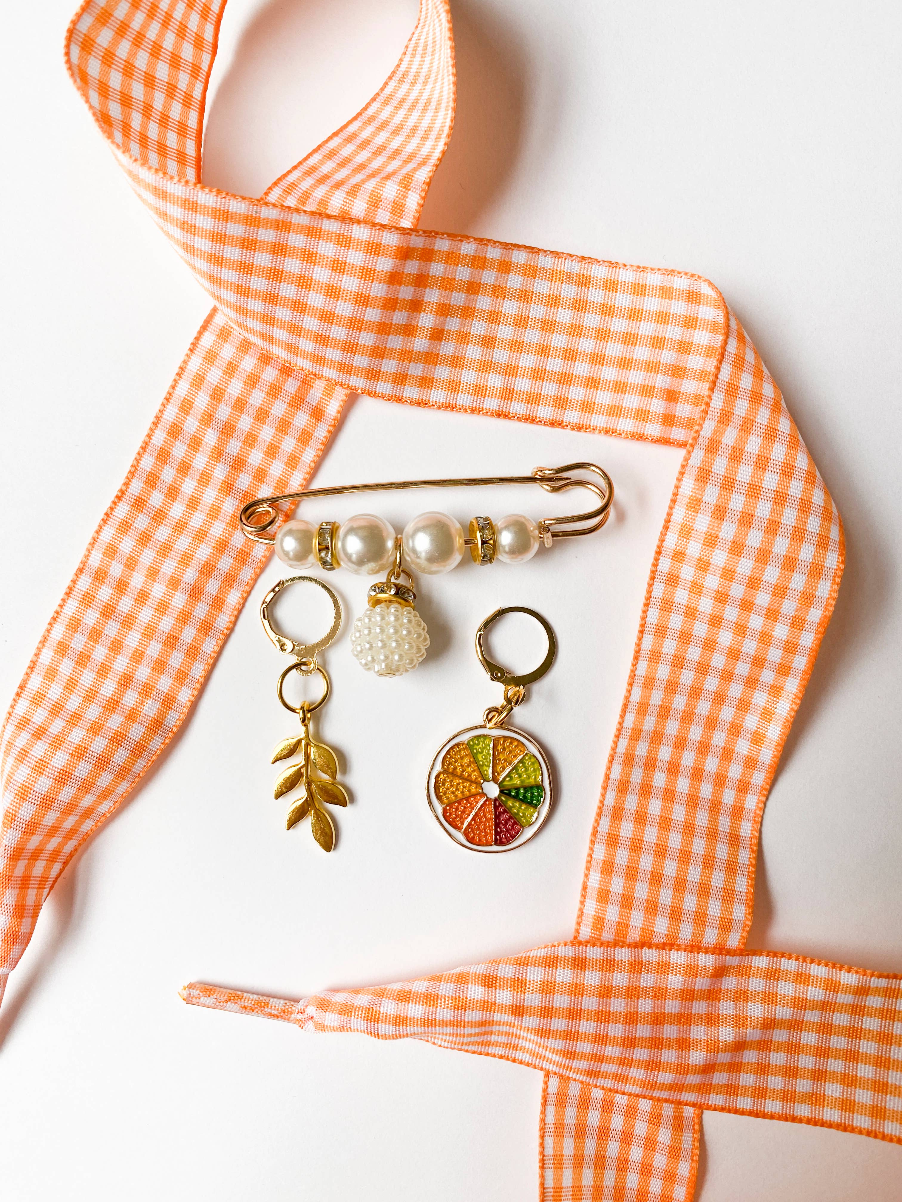 Leo & Lee Studio – Acessórios de calçado por atacado – Conjuntos de Charme e Atacadores – Acessórios para Atacadores43