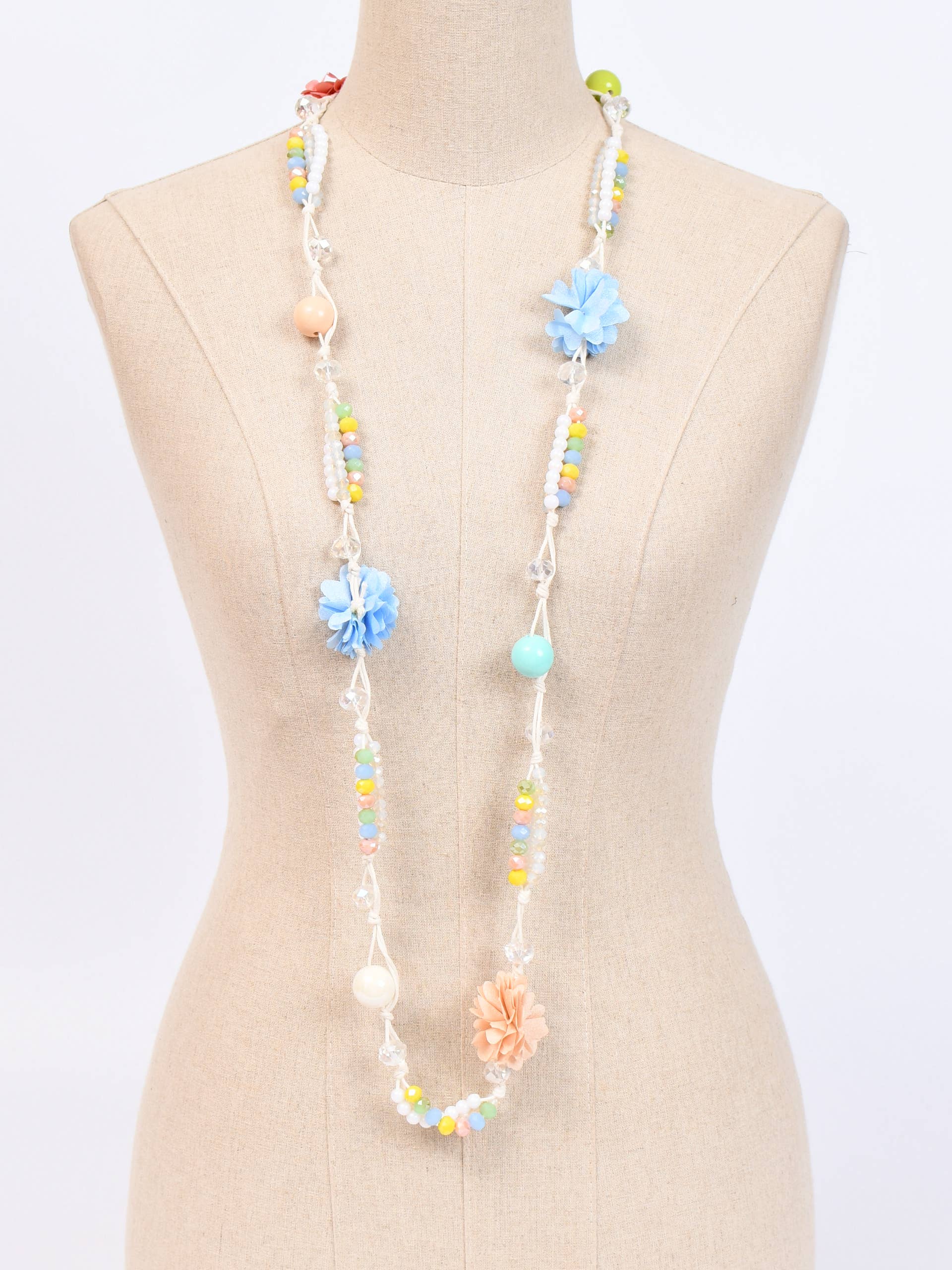 BLEU Collier long fleurs en tissu et perles de cristal en vente sur Faire0
