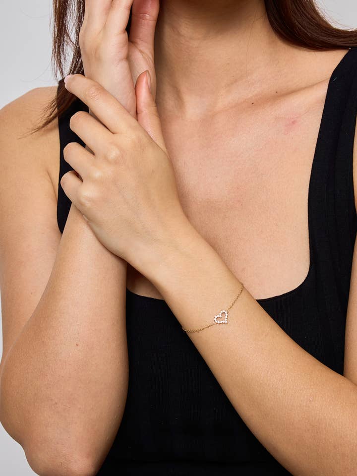 324AQ48 stainless steel heart bracelet for wholesale by BYREN | ÉLINE L'ATELIER