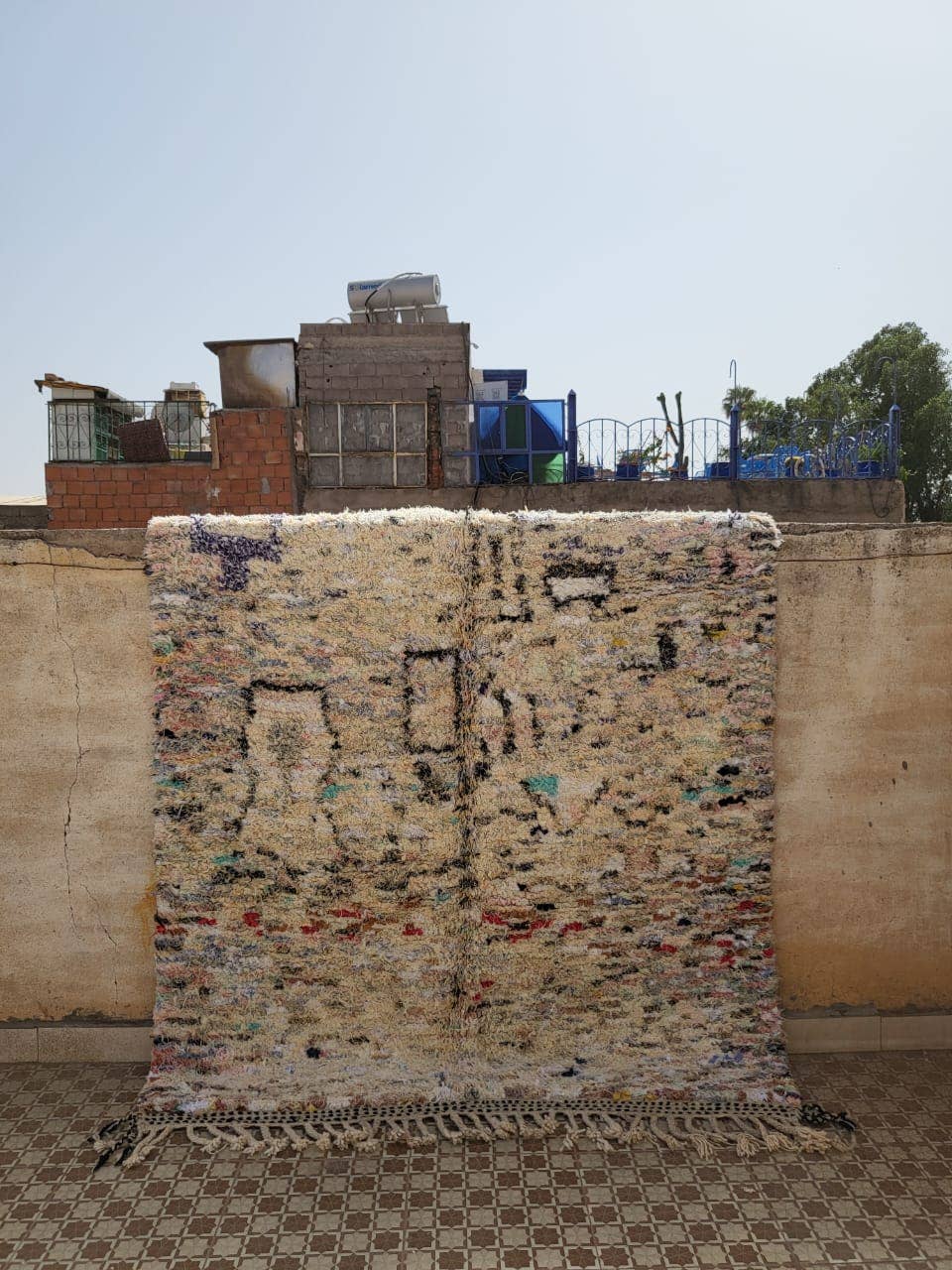 SOUK in the CITY - Wholesale Area Rug - Exclusive Boujad Boucherouite Rug 235/1802