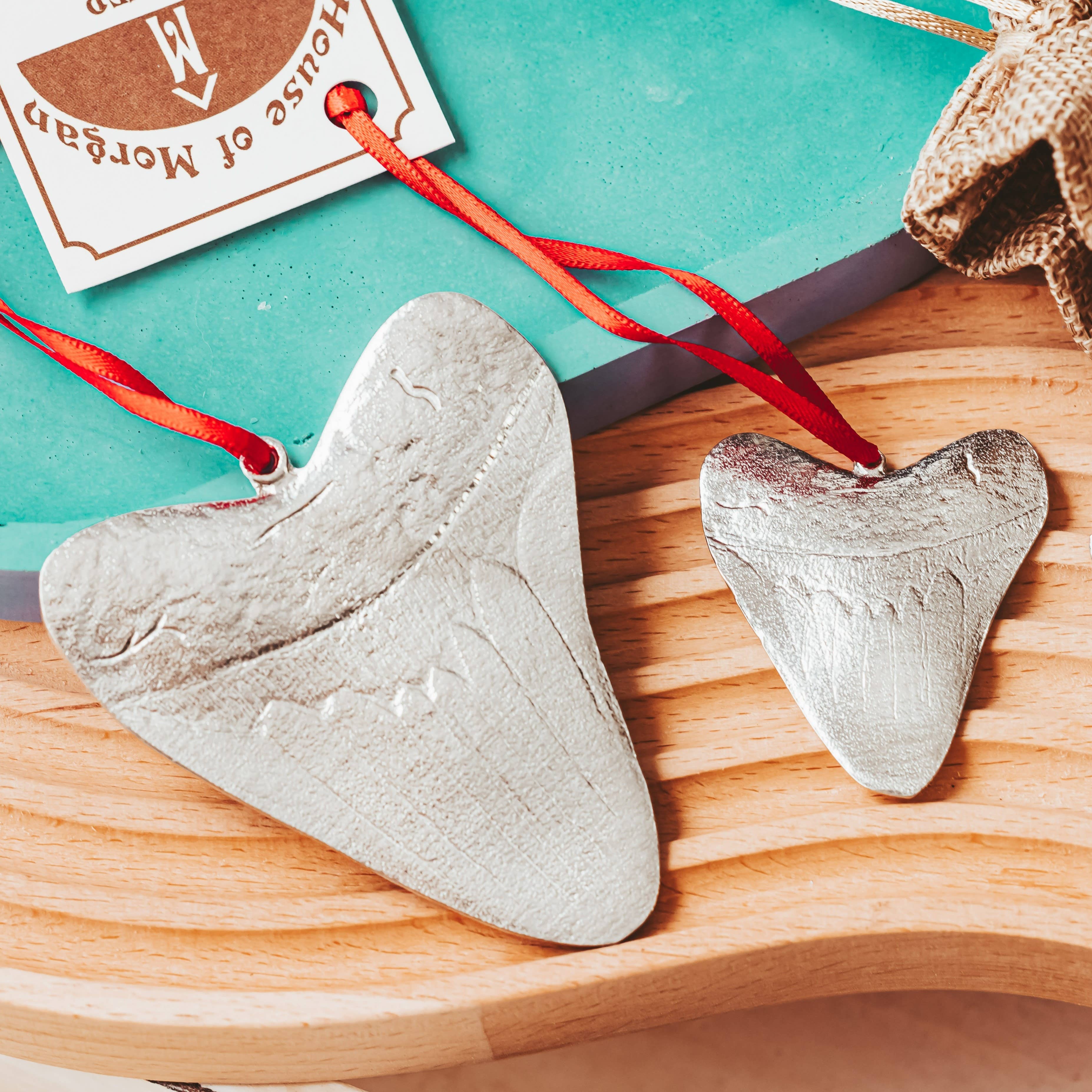 House of Morgan Pewter - Wholesale Ornament Set - Shark Christmas Ornament - Megalodon - Shark Tooth Gift Set4