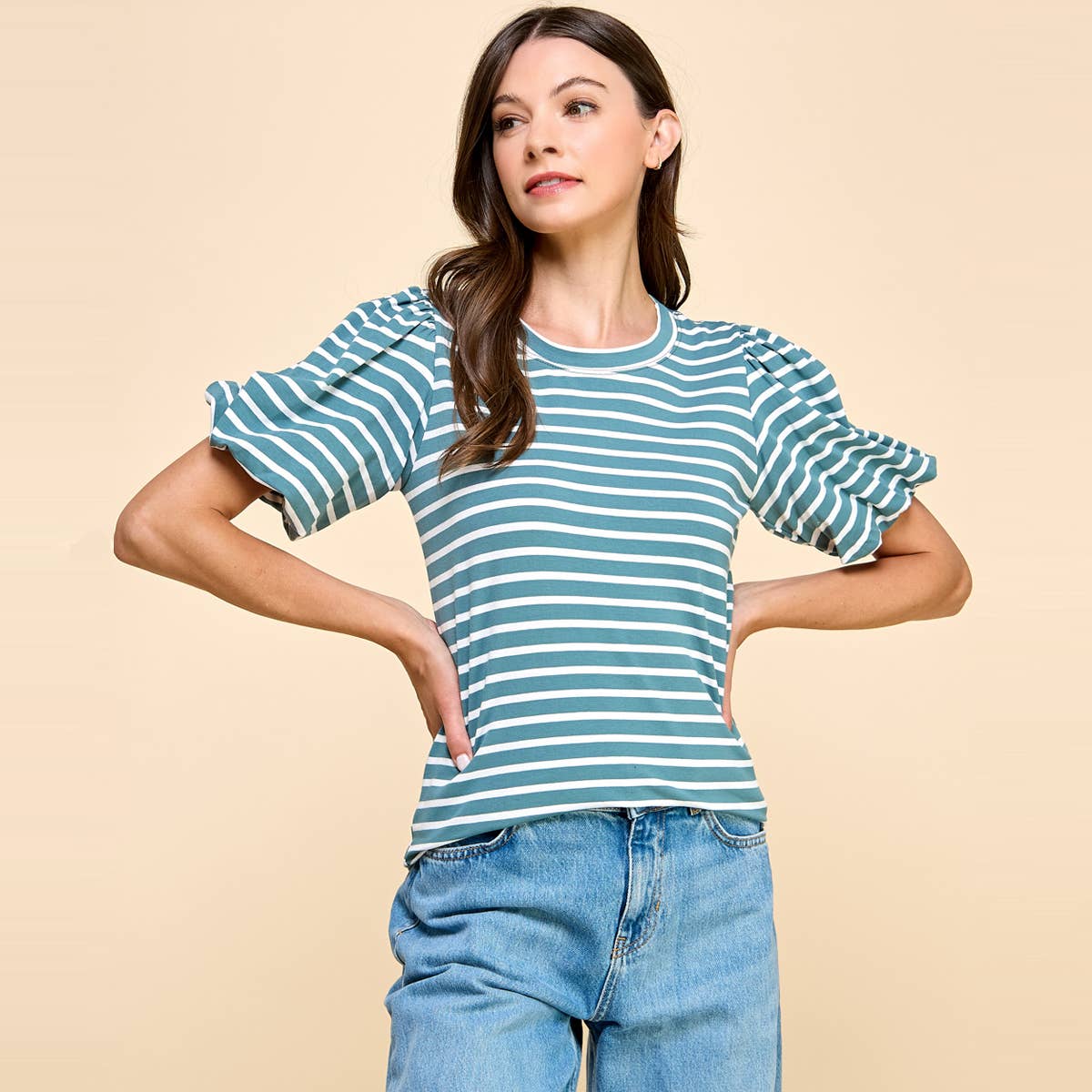 Les Amis – Großhandel Bluse – Damen – Gestreiftes Top mit Puffärmeln4