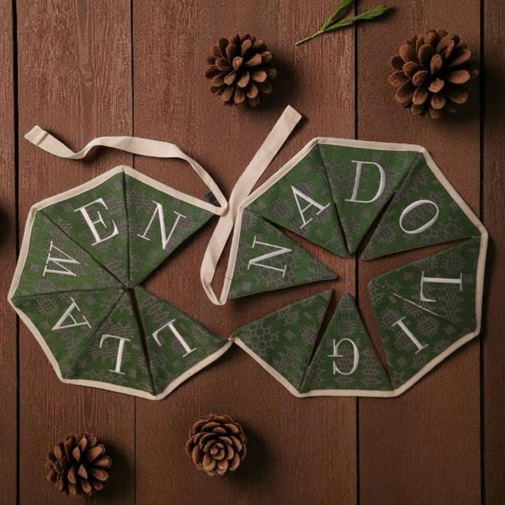 Green Christmas Welsh tapestry blanket design Bunting for wholesale by Moose & Co