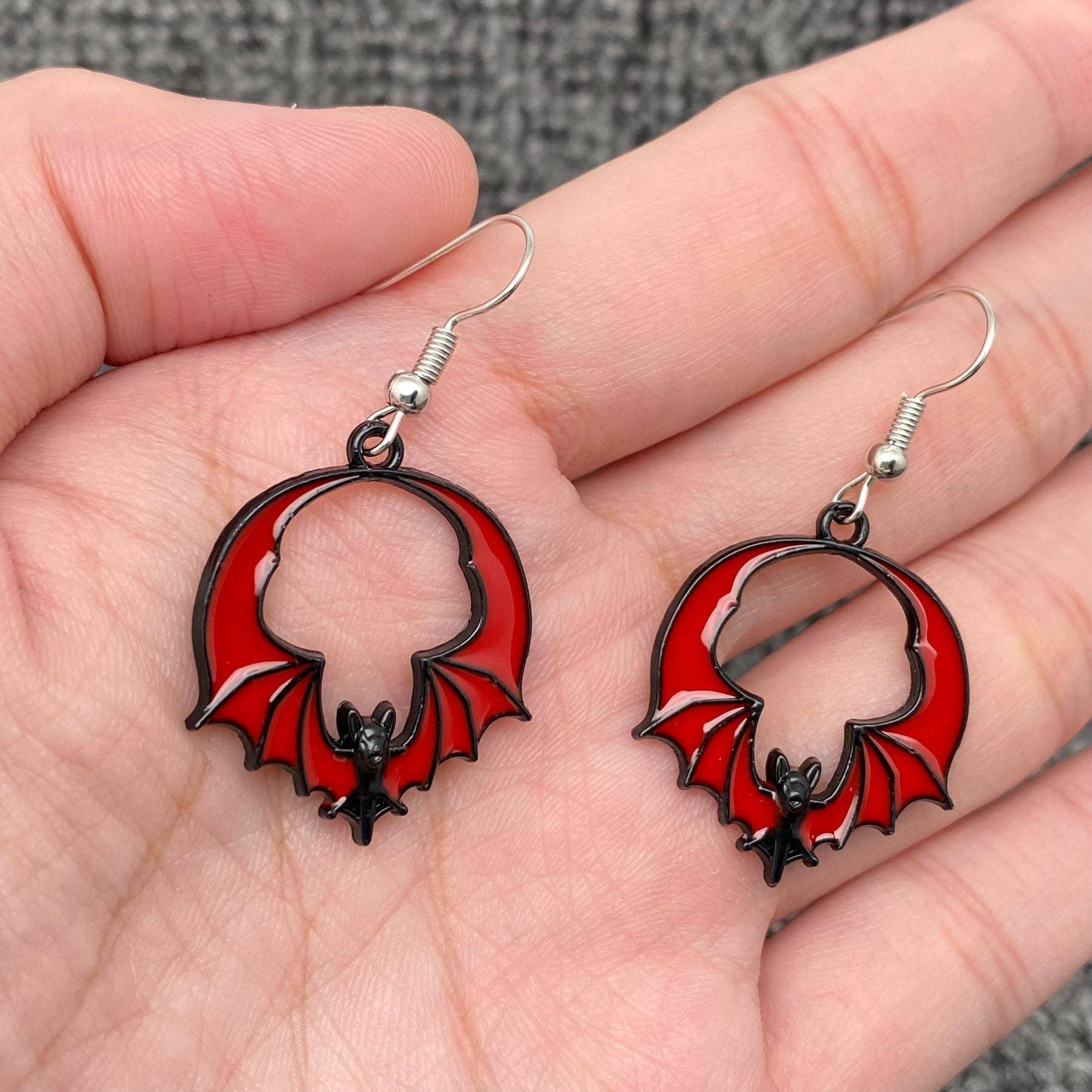Mio Queena - Wholesale Dangle Earrings - Halloween Enamel Vampire Bat Dangle Earrings - GT