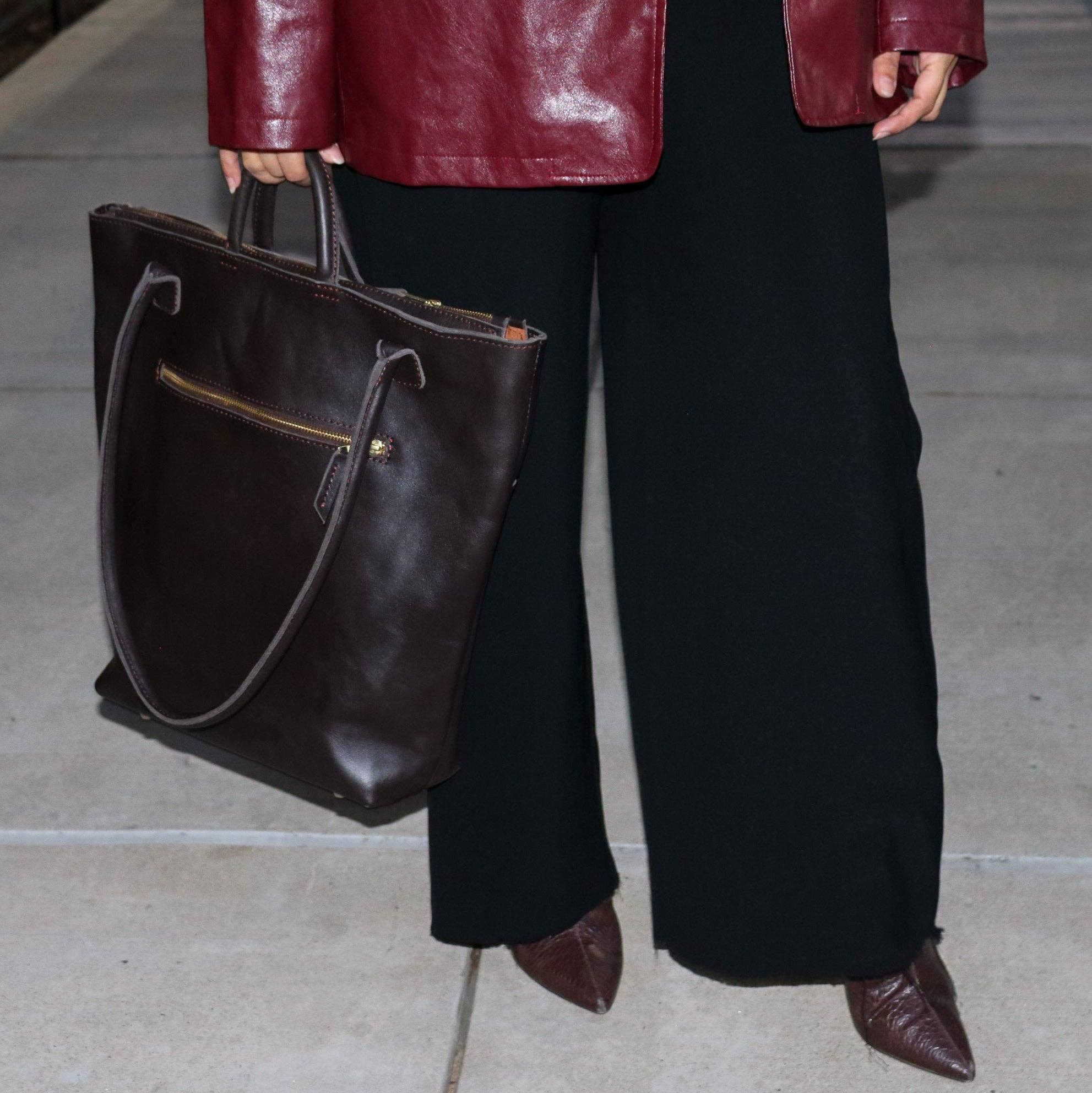 Utility Tote, Dark Hazelnut for wholesale on Faire2