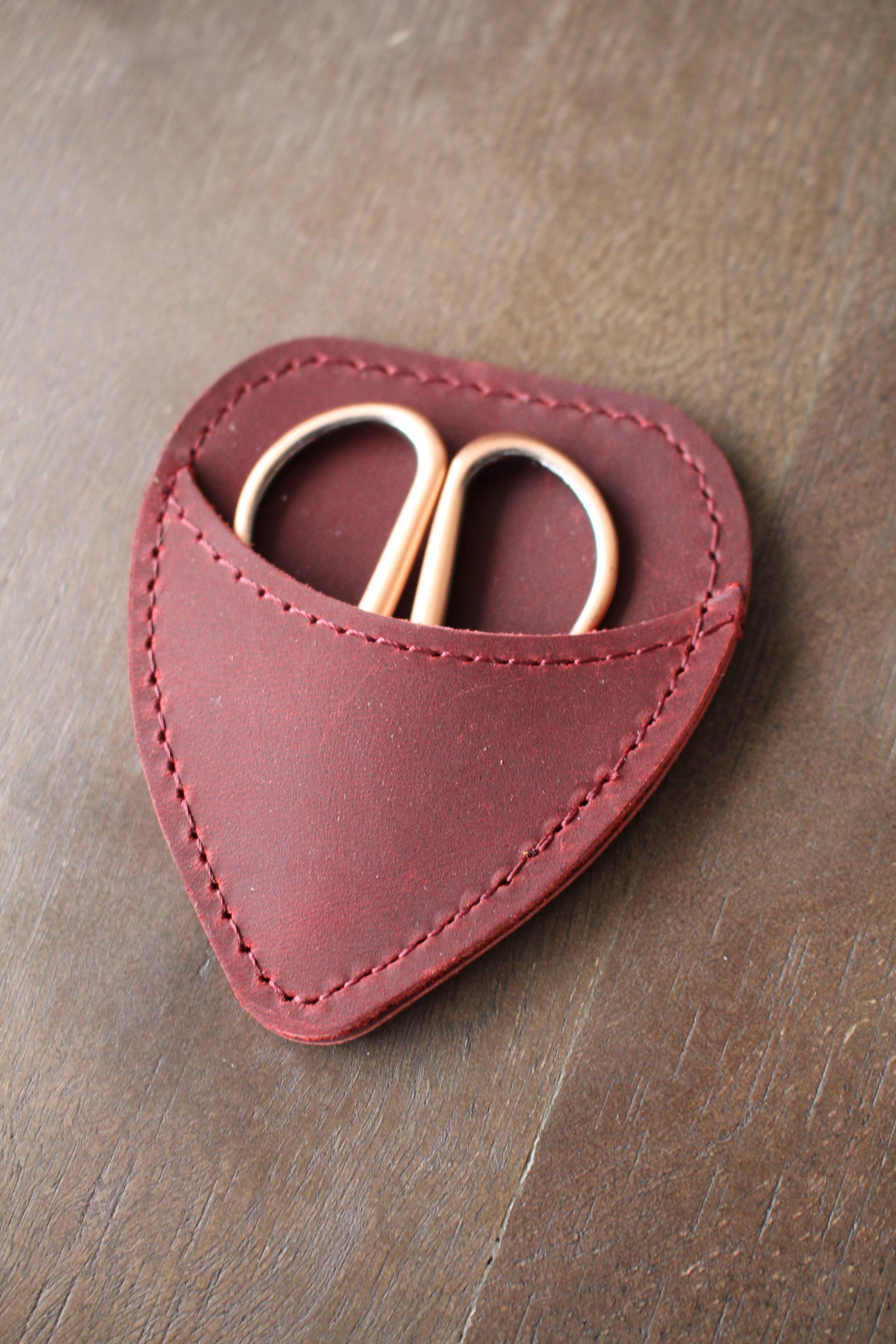 NNK Press - Vente Ciseaux et cisailles - Mini porte-ciseaux (lot de 5)2