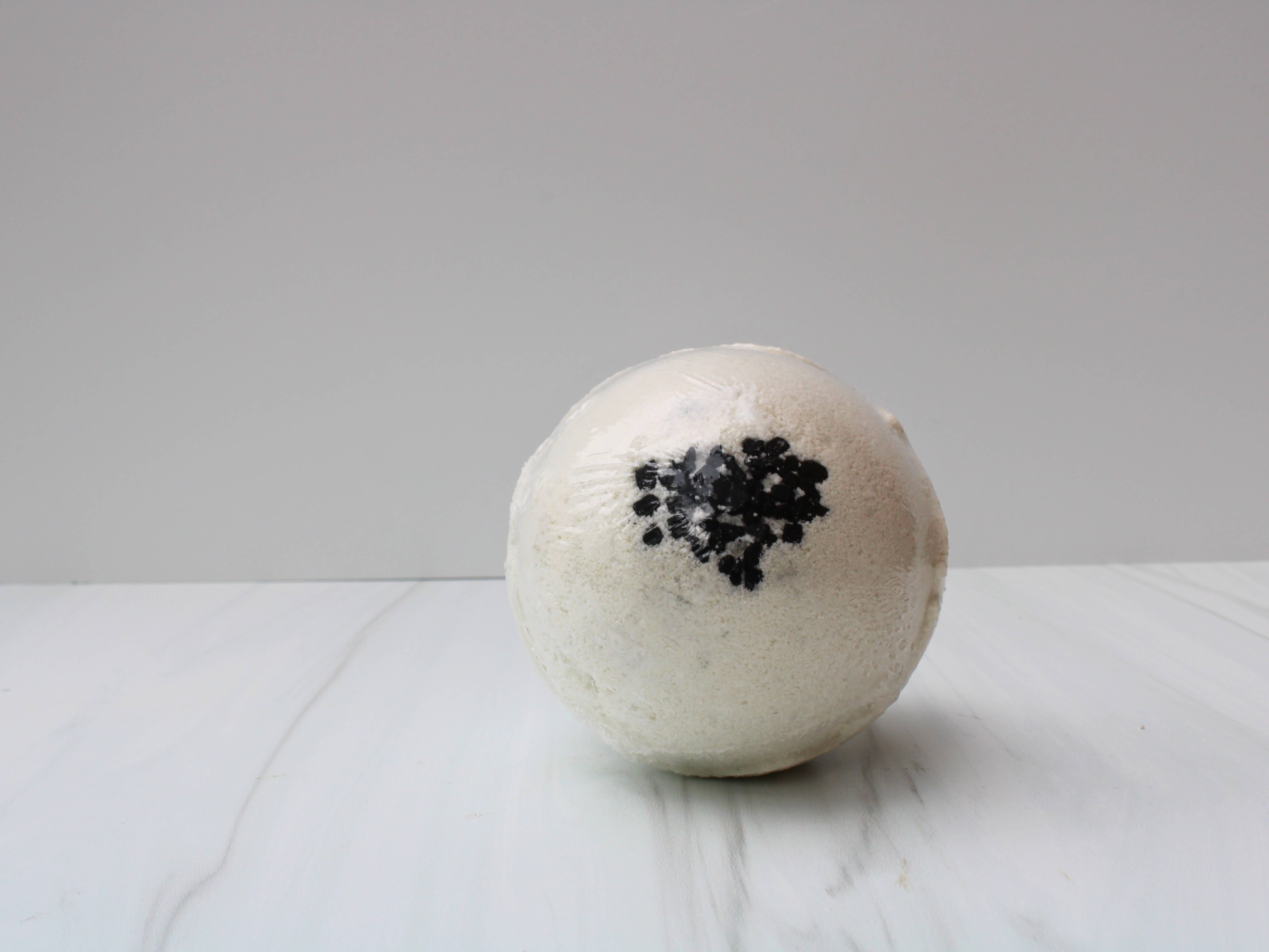 JM Botanicals - Handcrafted Skin Care – wholesale Badbomb/fizz – Eukalyptus+ Mynta Badbomb3