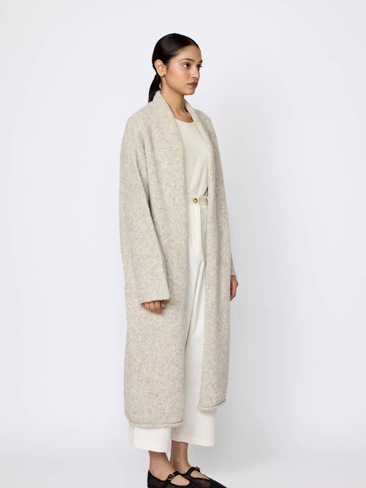 LAUDE the Label - Vendita all'ingrosso Cappotto - Donna - Cappotto in felpa Heirloom - Cloud1