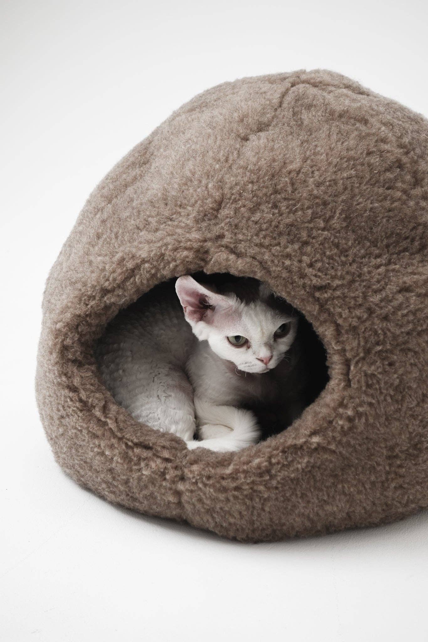 Mellow - Wholesale Pet bed – Cat/dog - Nest Natural Woolen Pet Bed - Beige