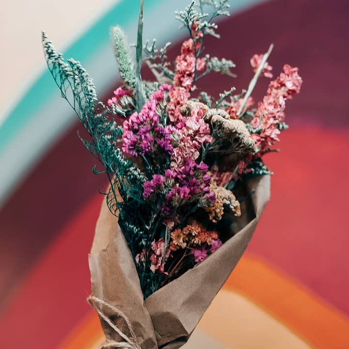 Andi Aesthetics - Wholesale Dried/Pressed Flowers - Dried Flower Bouquet2