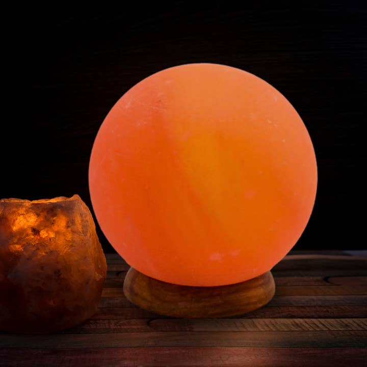 Zen'Arome - Wholesale Accent/Desk Lamp - Moon Himalayan Salt Crystal Lamp 1.9 kg
