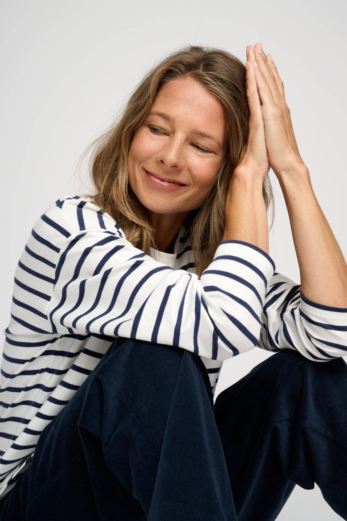 Rayas crudo/azul marino Camiseta de manga larga Dear Sweat con rayas de venta al por mayor en Faire4