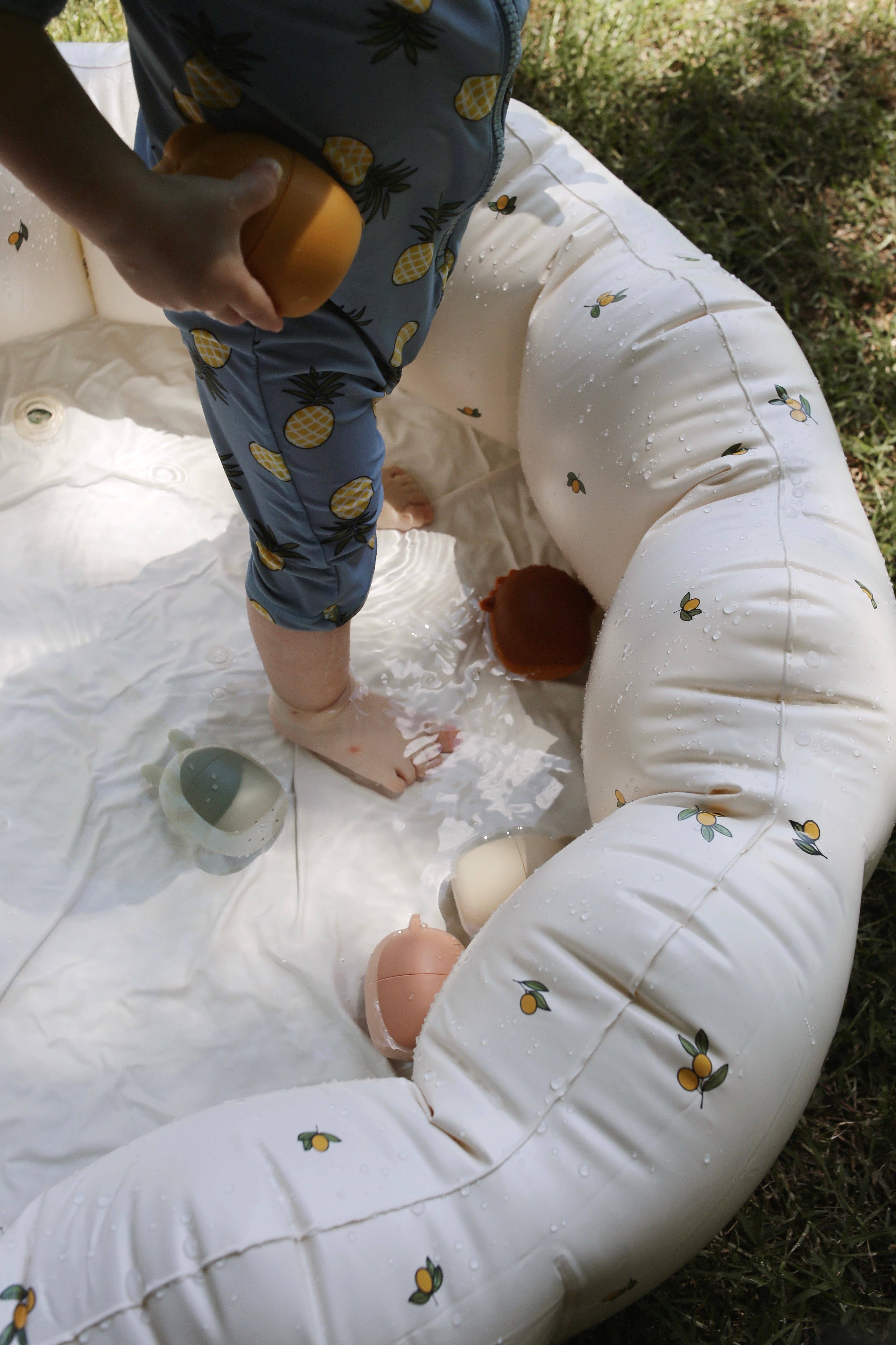 Marlowe & Co - Wholesale Bath Toy - Baby - Animal Mold Free Silicone Bath Toy Set 8