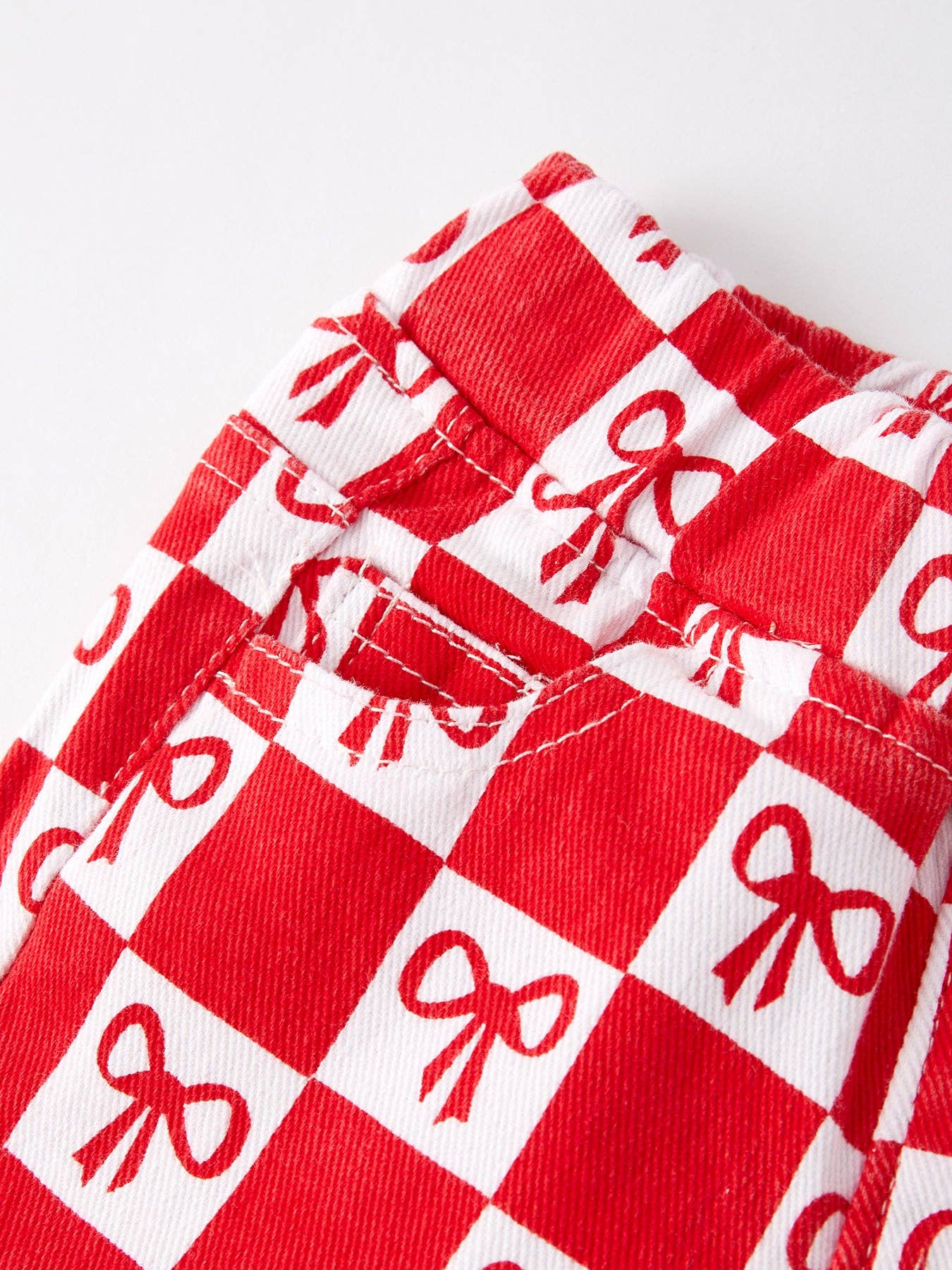 Rylee Faith Designs - Vente Jean – enfant - Jeans évasés à carreaux avec imprimé nœud rouge pour filles2