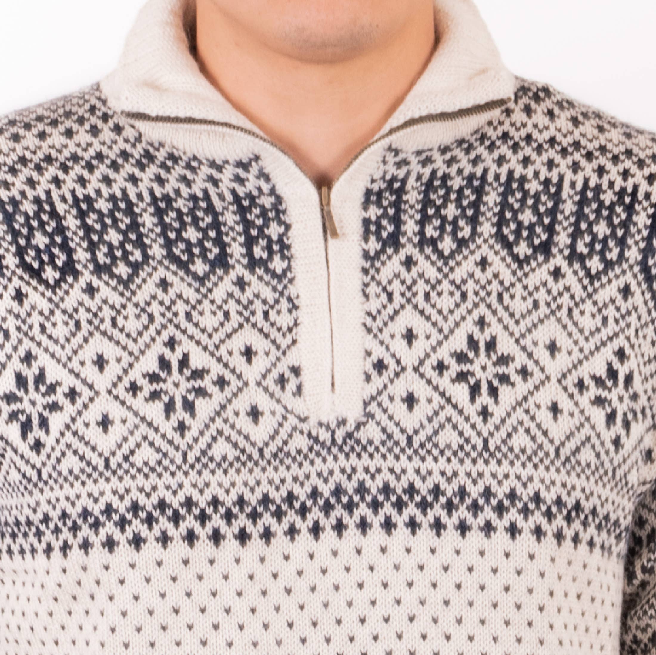 L.A.M Bolivia - Wholesale Gebreide trui - Heren - 100% Alpaca trui La Paz met halve rits en opstaande kraag16