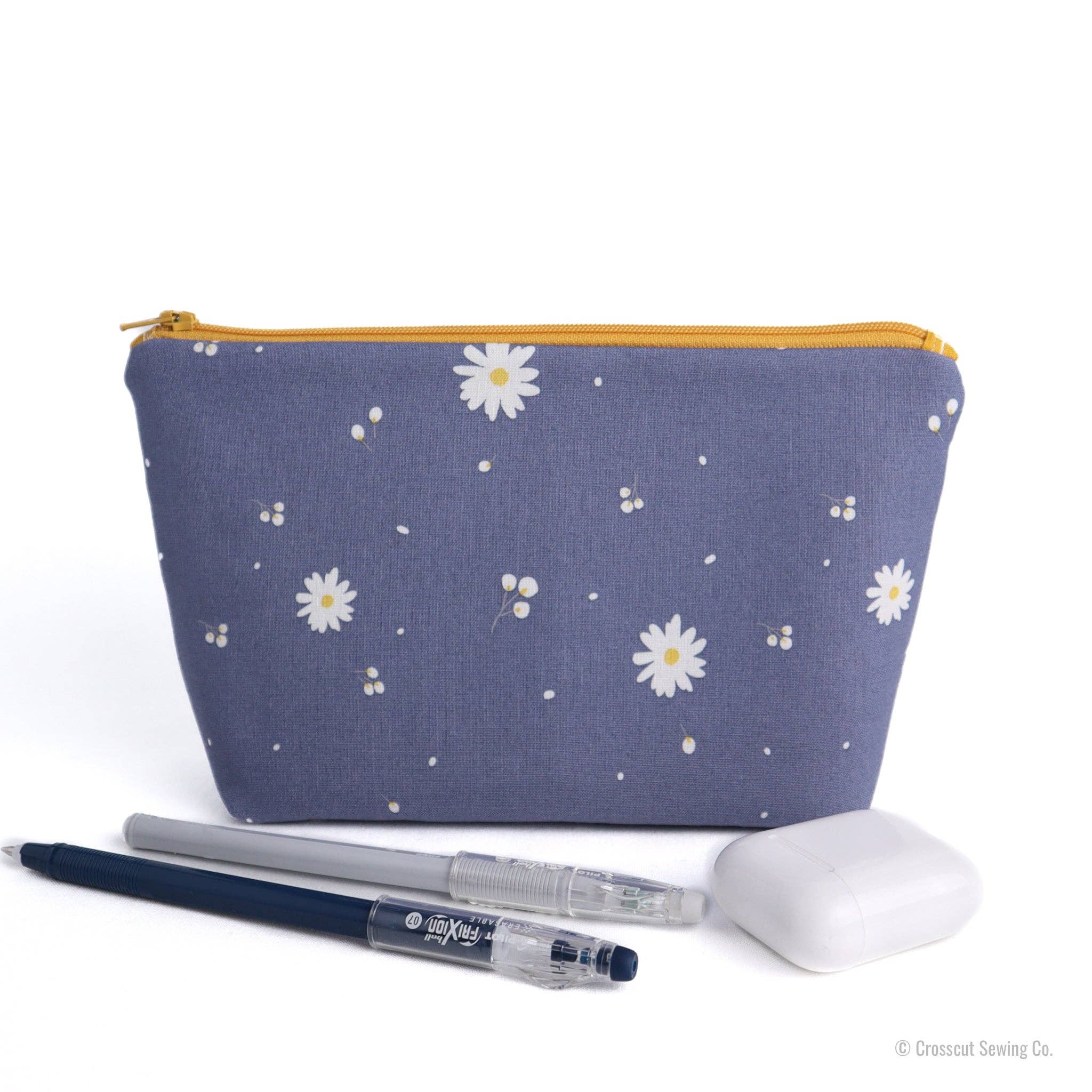 Crosscut Sewing Co. - Wholesale Craft Sewing Kit - Zipper Pouch Sewing Kit - Sewing Project Kit with Fabric for Beginners18