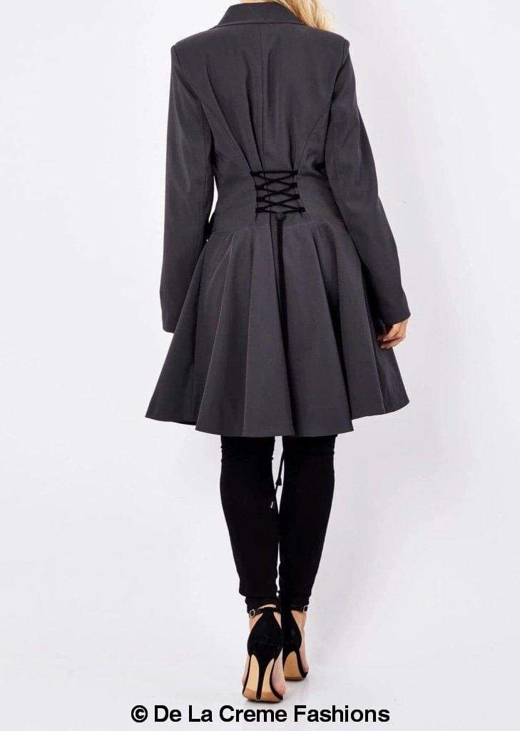 De La Creme Fashions – Engroshandel Frakke - Dame – Dame Forår/Sommer Dobbelt Breasted Flary Mac Coat16