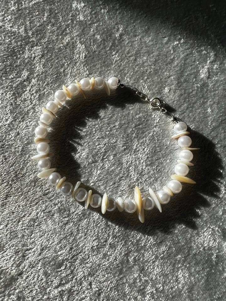 Orchid Bracelet for wholesale by Sapphire Seren