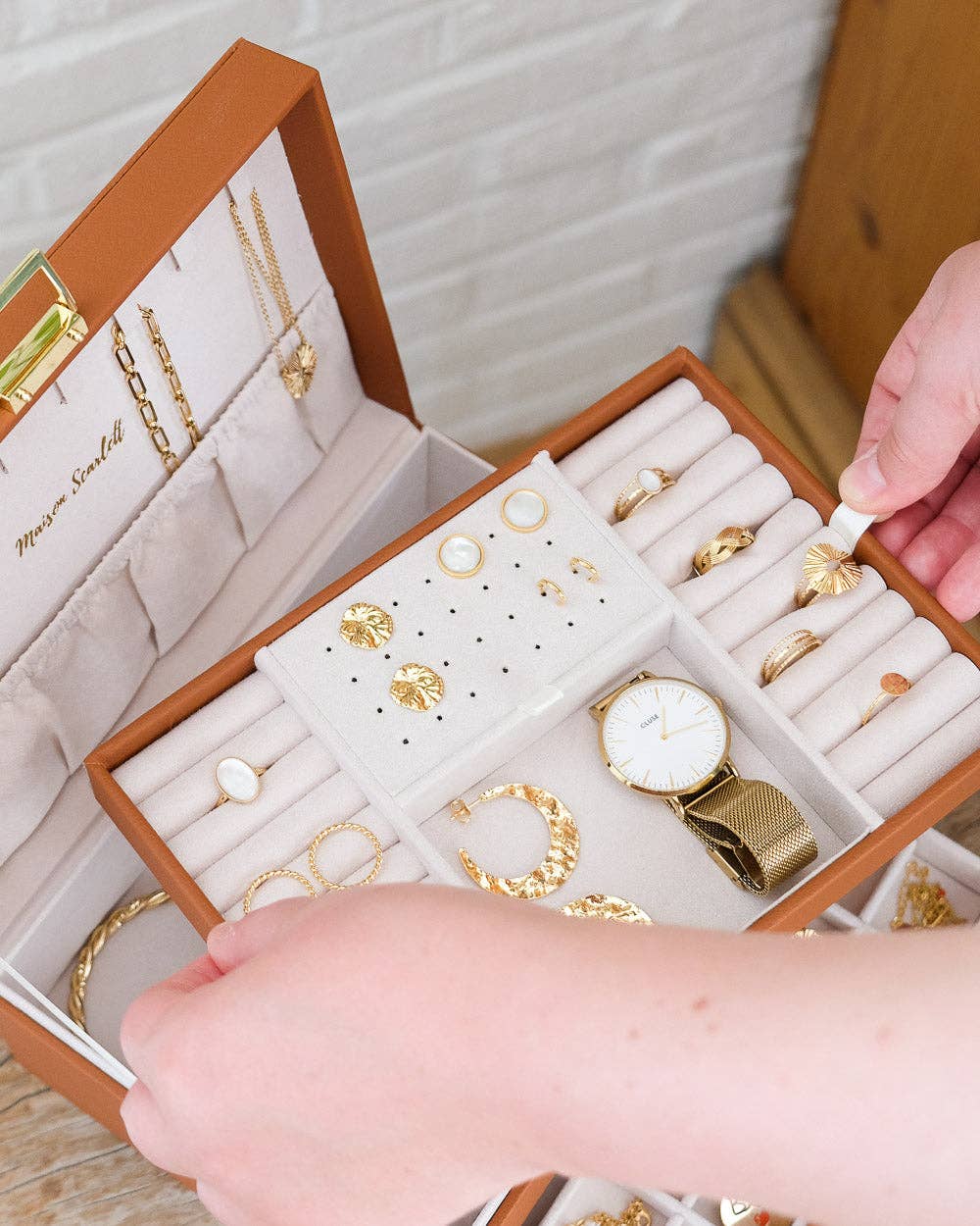 Maison Scarlett - Wholesale Jewelry Box/Organizer - Denise PU leather jewelry box1