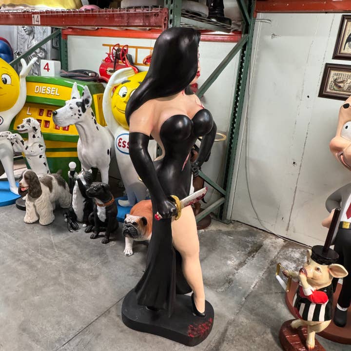 LM Treasures - Wholesale Decorative Figurine - Scary Jessica in Black Life Size Statue6