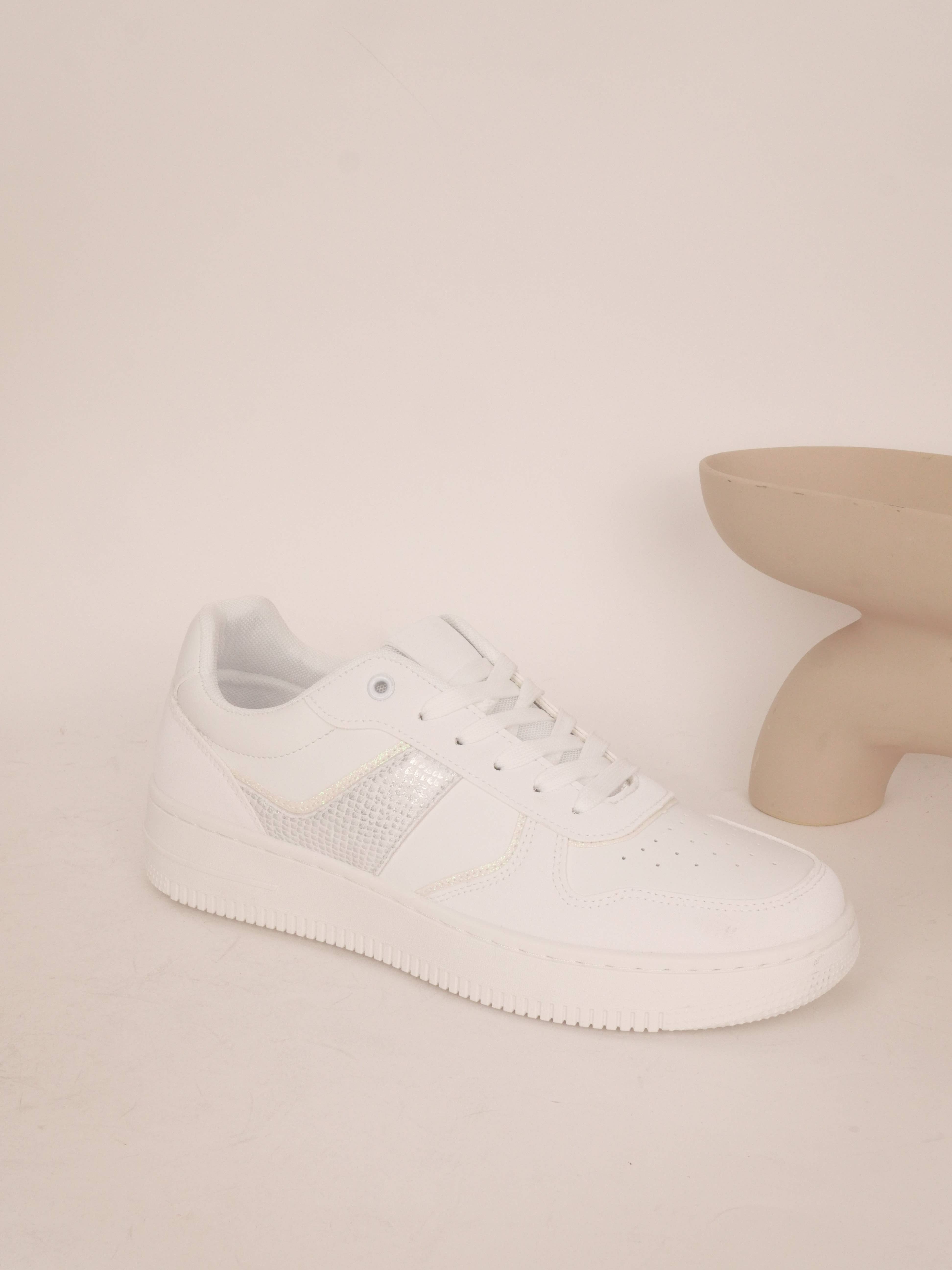 BELLICY / Cink-me - Wholesale Lifestyle Sneakers - Women's - Two-tone sneakers in faux leather and snake, DM-5303