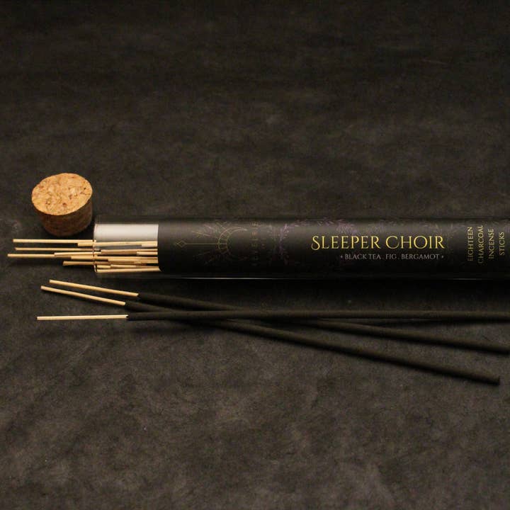 Chœur de Dormeurs - Bâtonnets d'Encens au Charbon dans un Tube en Verre pour la vente par Revelrie Arts