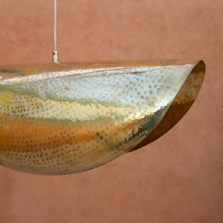 Néda - Wholesale Chandelier/Hanging Light - Lotus Leaf Brass Pendant "NOOR" - Smooth3