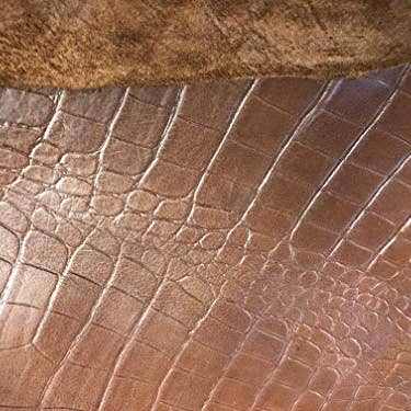 Reed - Vente Matériels de bricolage - PEAUX DE CUIR DE ROSEAU - Peau de mouton entière 7 à 10 SF20