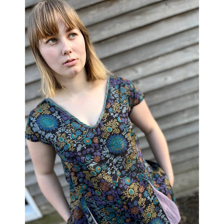 Josefina Top Blooms Mini for wholesale on Faire1