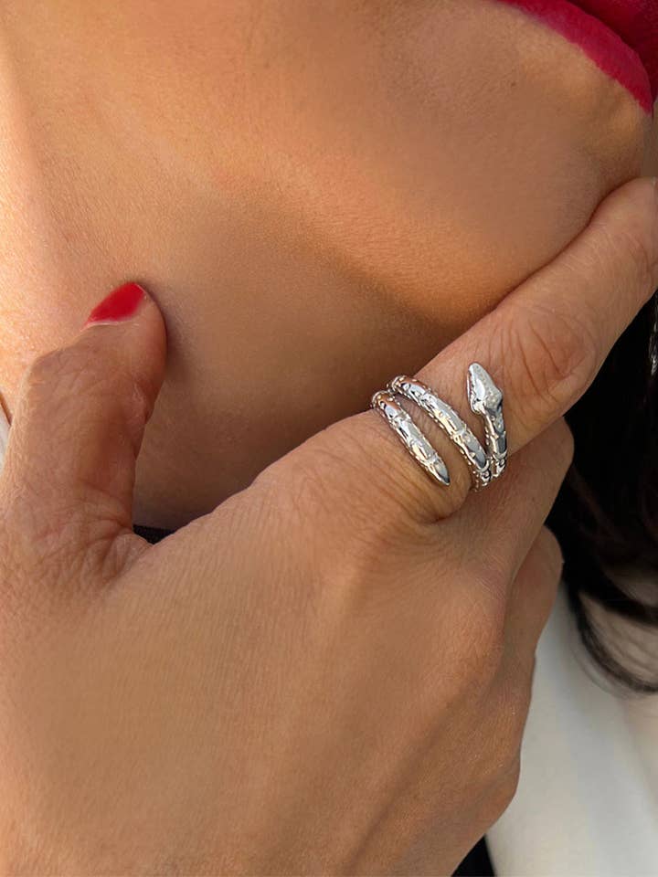 JAHR DER SCHLANGE Ring | Sterlingsilber für den Großhandel von Sonia Hou Jewelry