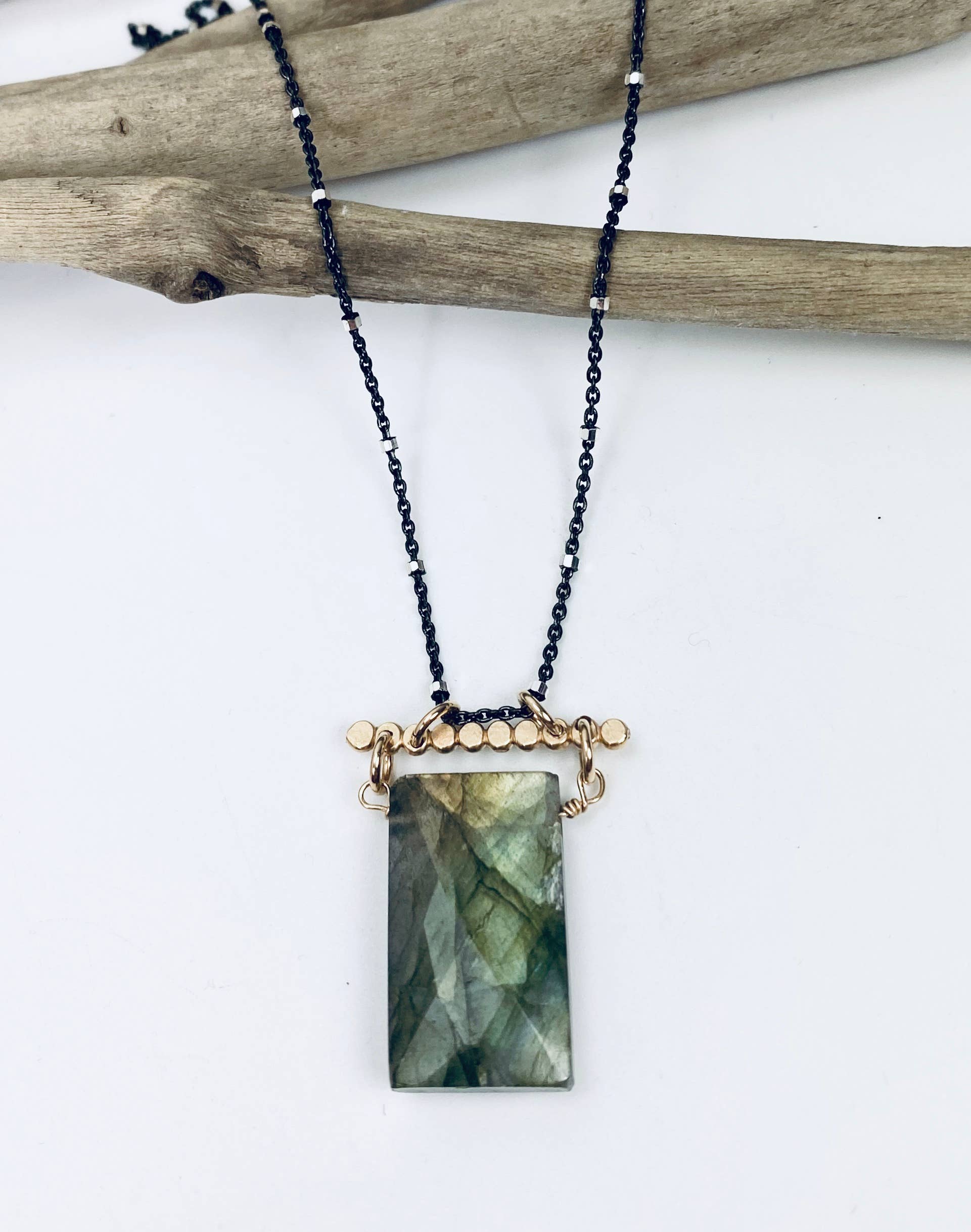 Laura J Designs - Wholesale Pendant/Charm Necklace - Labradorite Rectangle Necklace