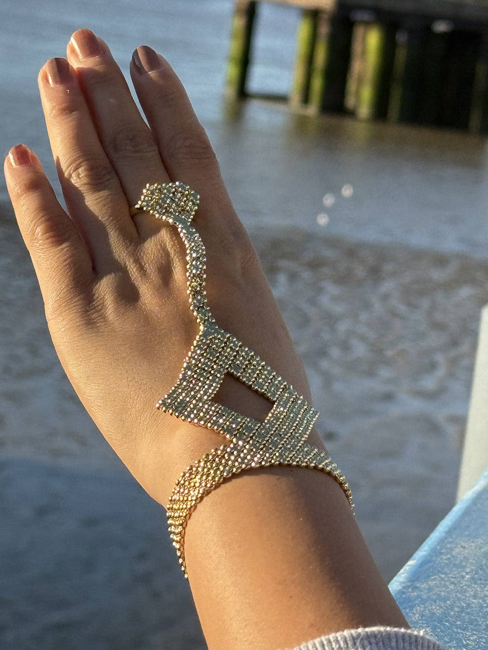 Urbiana – Großhandel Manschettenarmband – Handgeschirr mit Cuffed Cut Out Diamond10