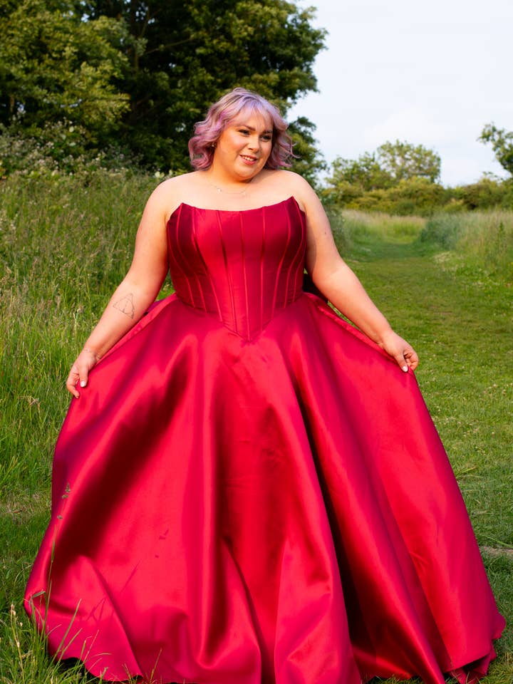 Erika Wine for wholesale on Faire10