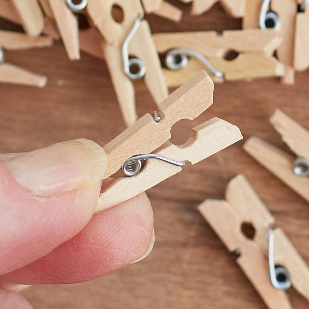 Factory Direct Craft - Vente Pinces à linge - Mini pinces à linge en bois 2,5 cm (1 sachet de 50)2