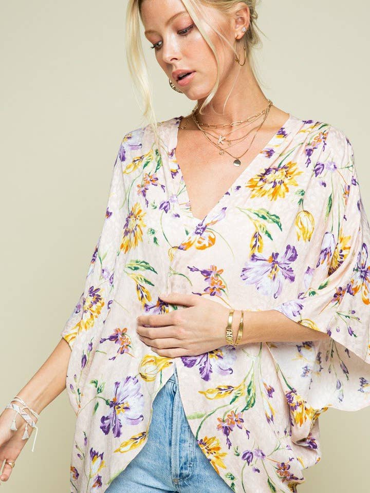 Offener Kimono mit Blumendruck und Plissee St49920 für den Großhandel von STYLE RACK