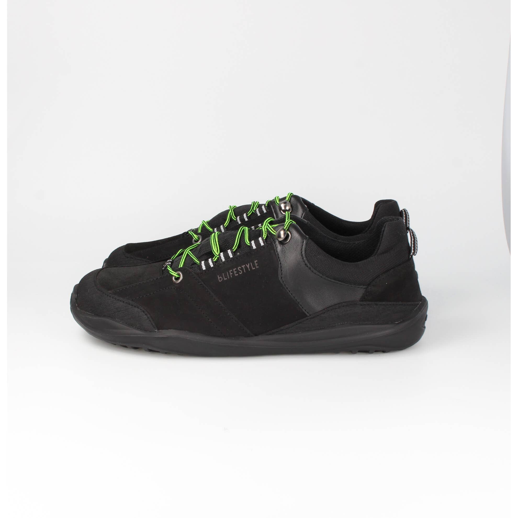 bLIFESTYLE - Wholesale Hiking Boots - Unisex - TrekkStyle barefoot shoe6